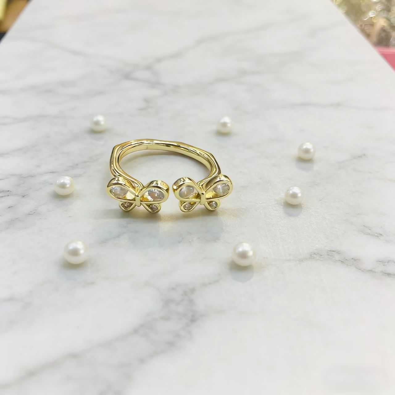 Bow-Knot Womens Micro-Pave Diamond Commuter Ring