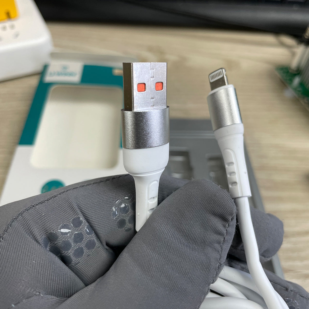 UWINN L401 Lightning Cable 2.4A 1M White